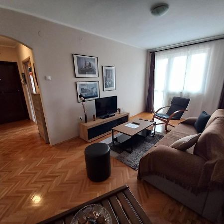 Lagumska Appartement Zemun Buitenkant foto